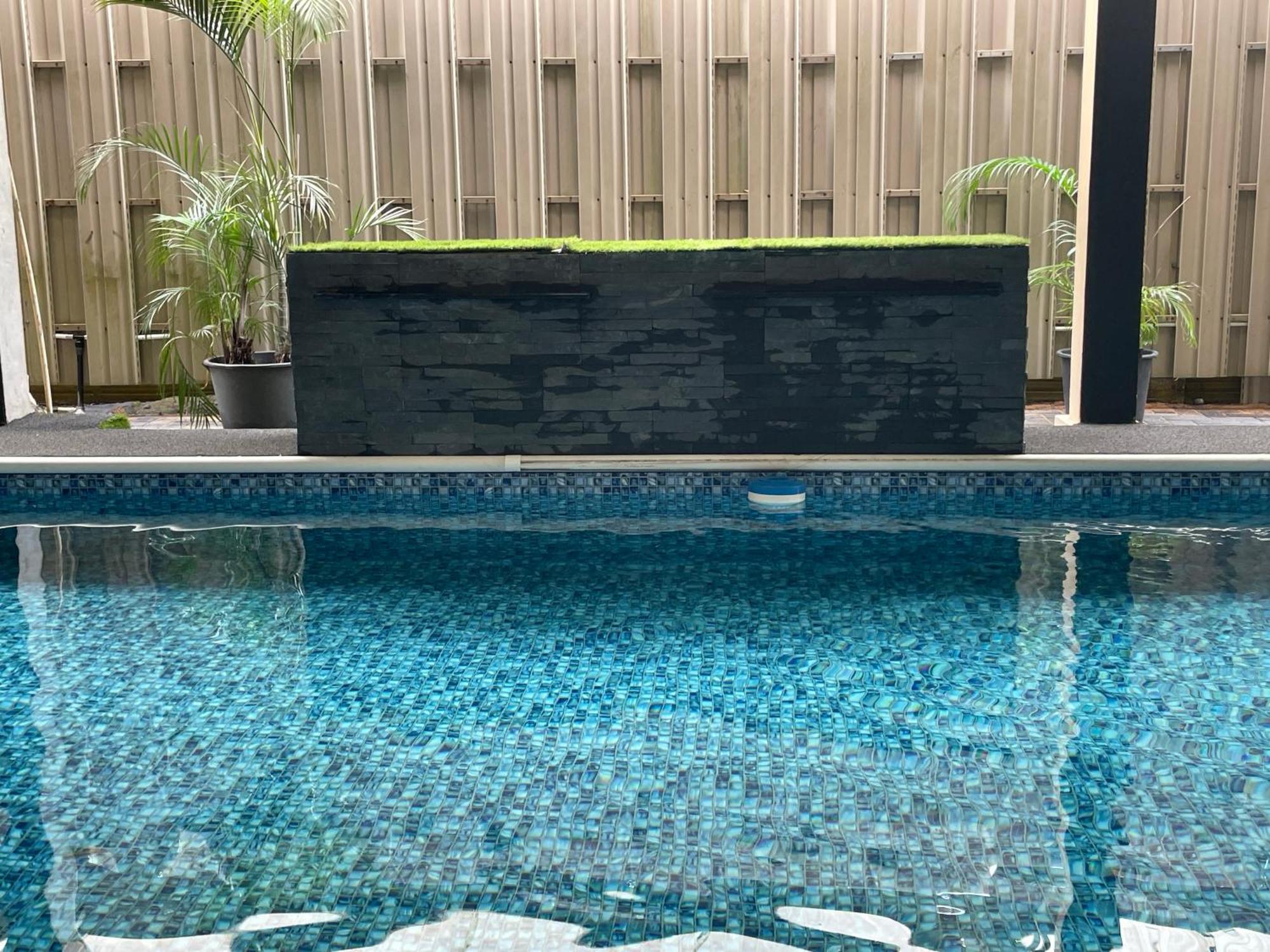 101 Suites Paramaribo Extérieur photo