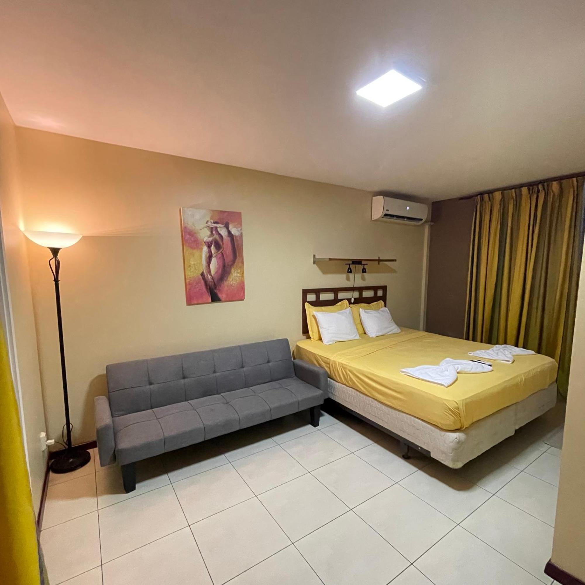 101 Suites Paramaribo Extérieur photo